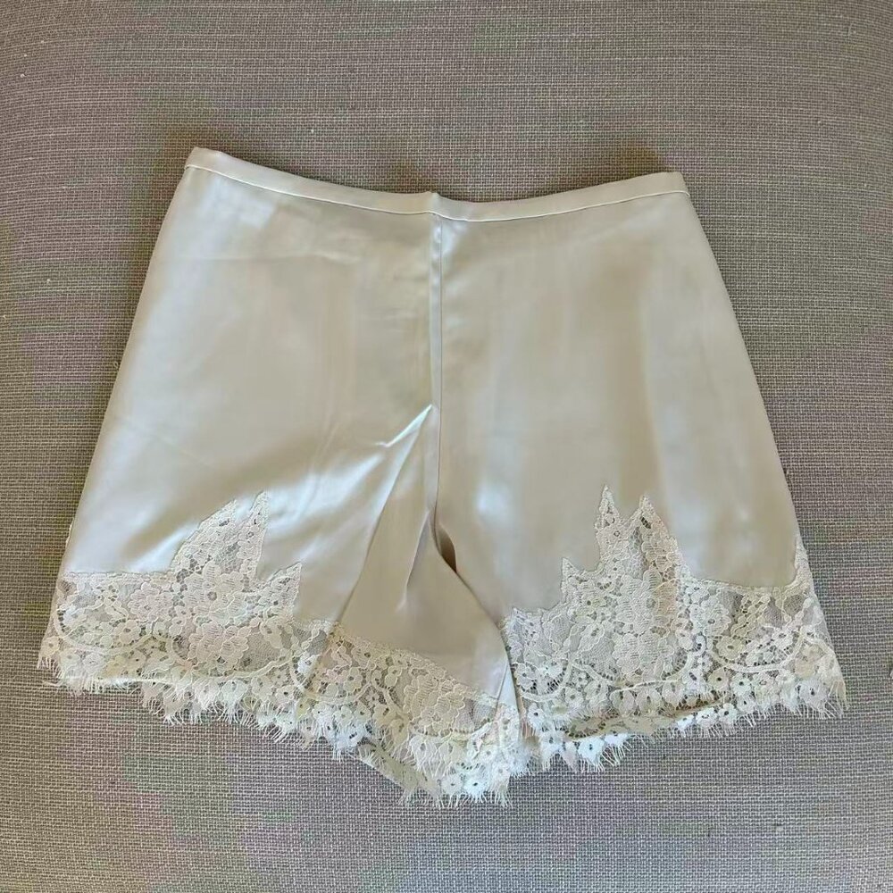 Reformation Cream Lace-Trim Silk Shorts - NWOT - Picture 6 of 11